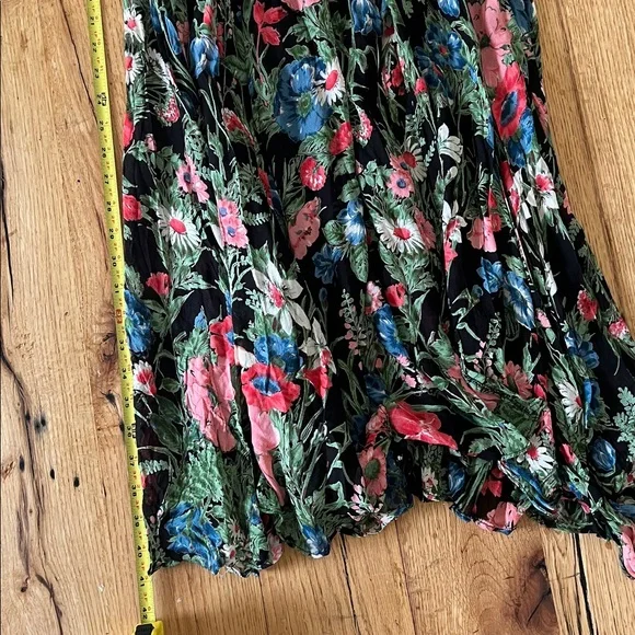 Reformation Cottage Core Y2K Floral Flowy Front Slit Maxi Skirt, Estimated S/M - Picture 7 of 10